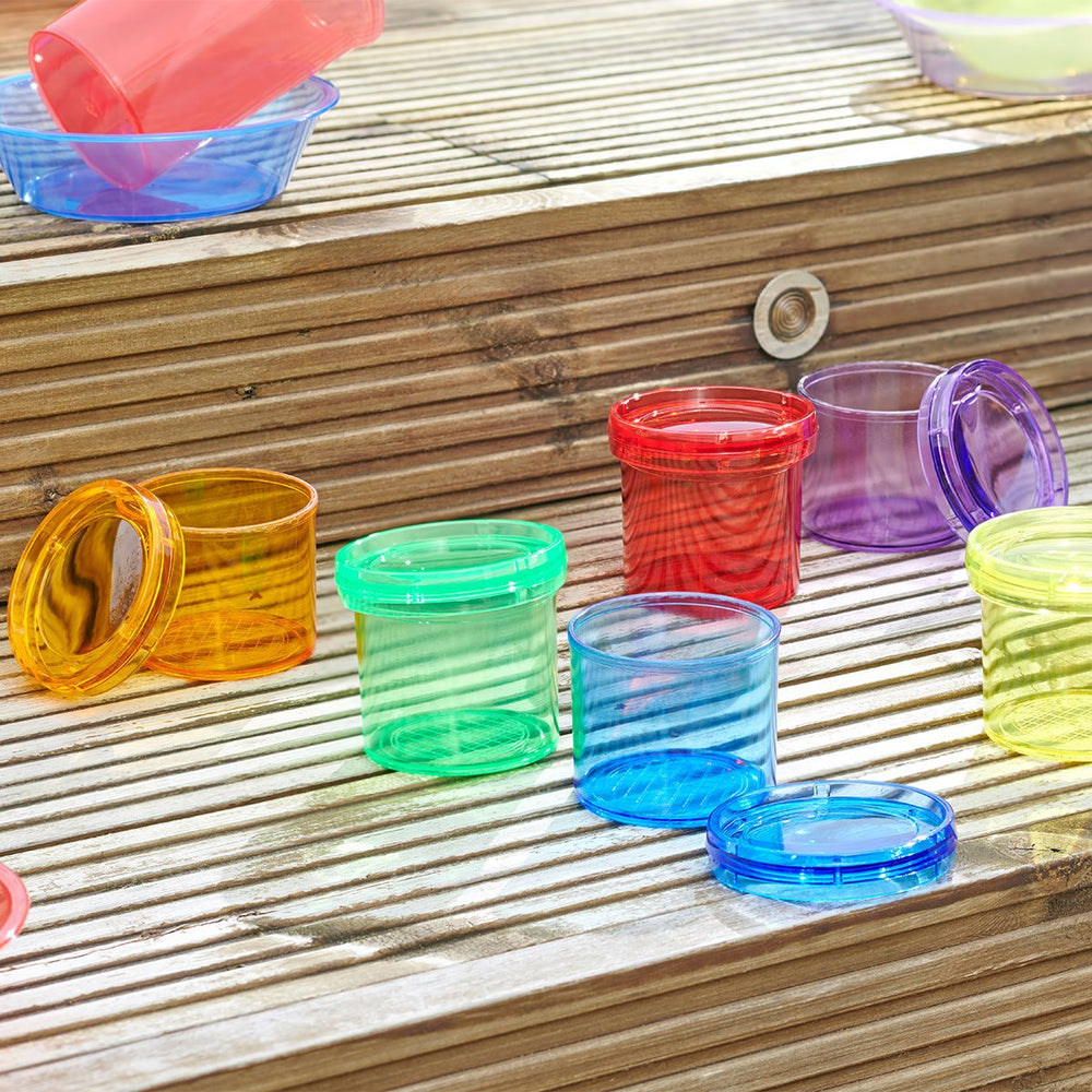 Ensemble de pots de couleurs translucides